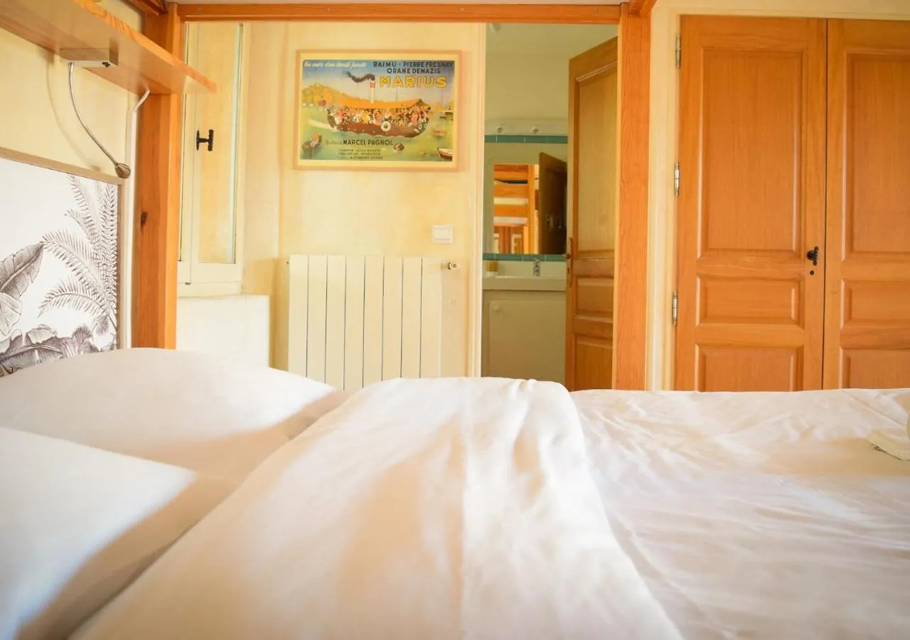 אקס-אן-פרובאנס Villa La Source - Location A Aix En Provence 0*,