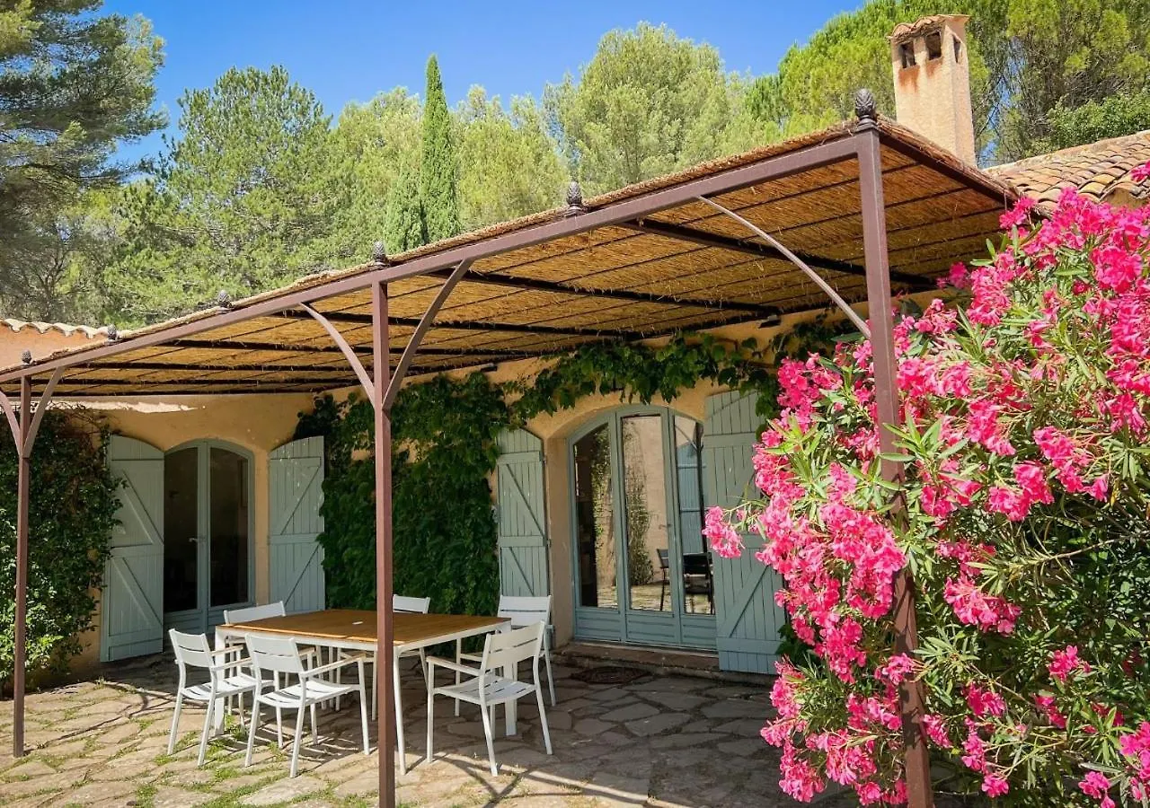 אקס-אן-פרובאנס Villa La Source - Location A Aix En Provence צרפת